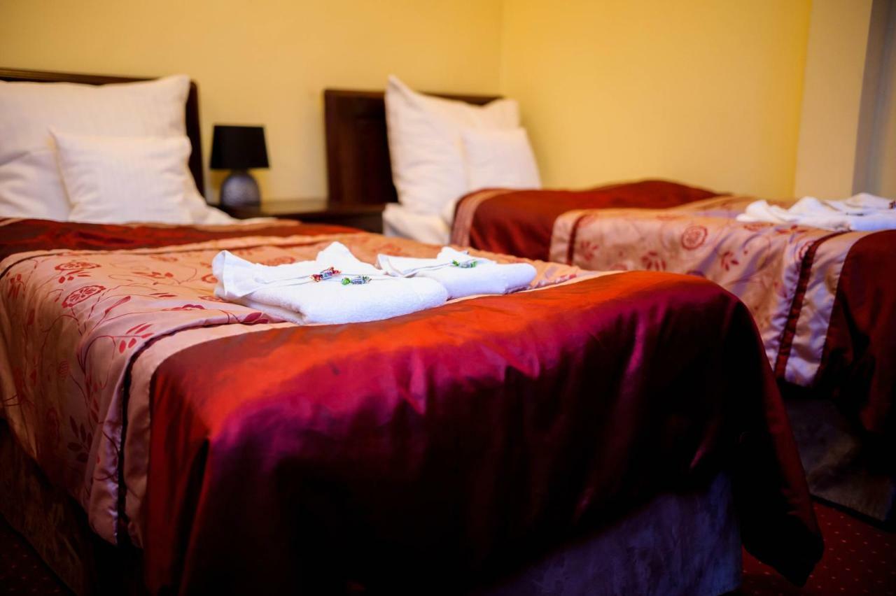Hotel Dwor Sójki Extérieur photo