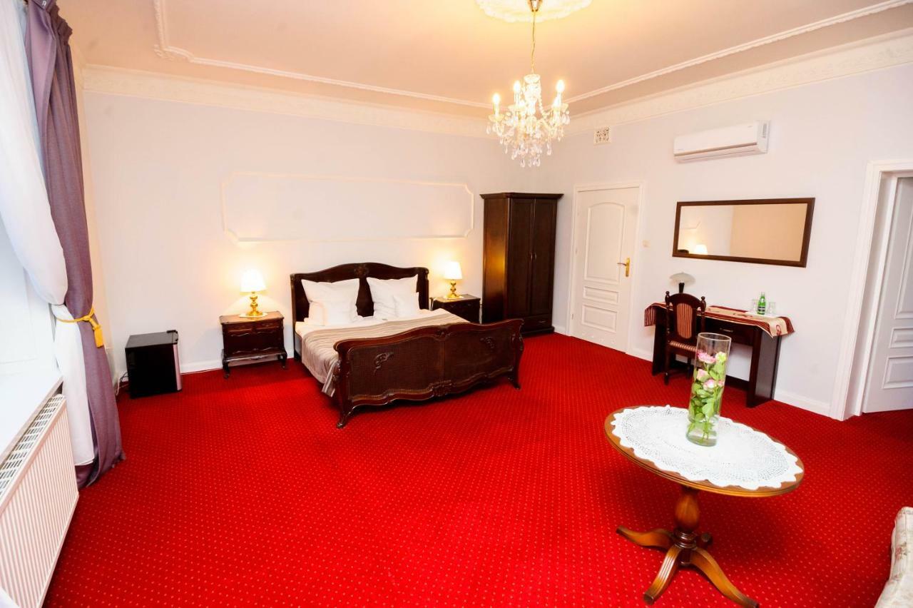 Hotel Dwor Sójki Extérieur photo