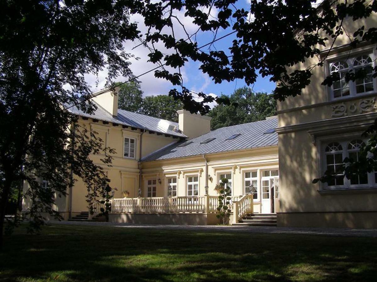Hotel Dwor Sójki Extérieur photo